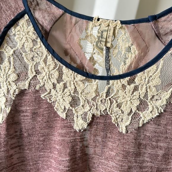 Buckle gimmicks baseball style top - Picture 2 of 5